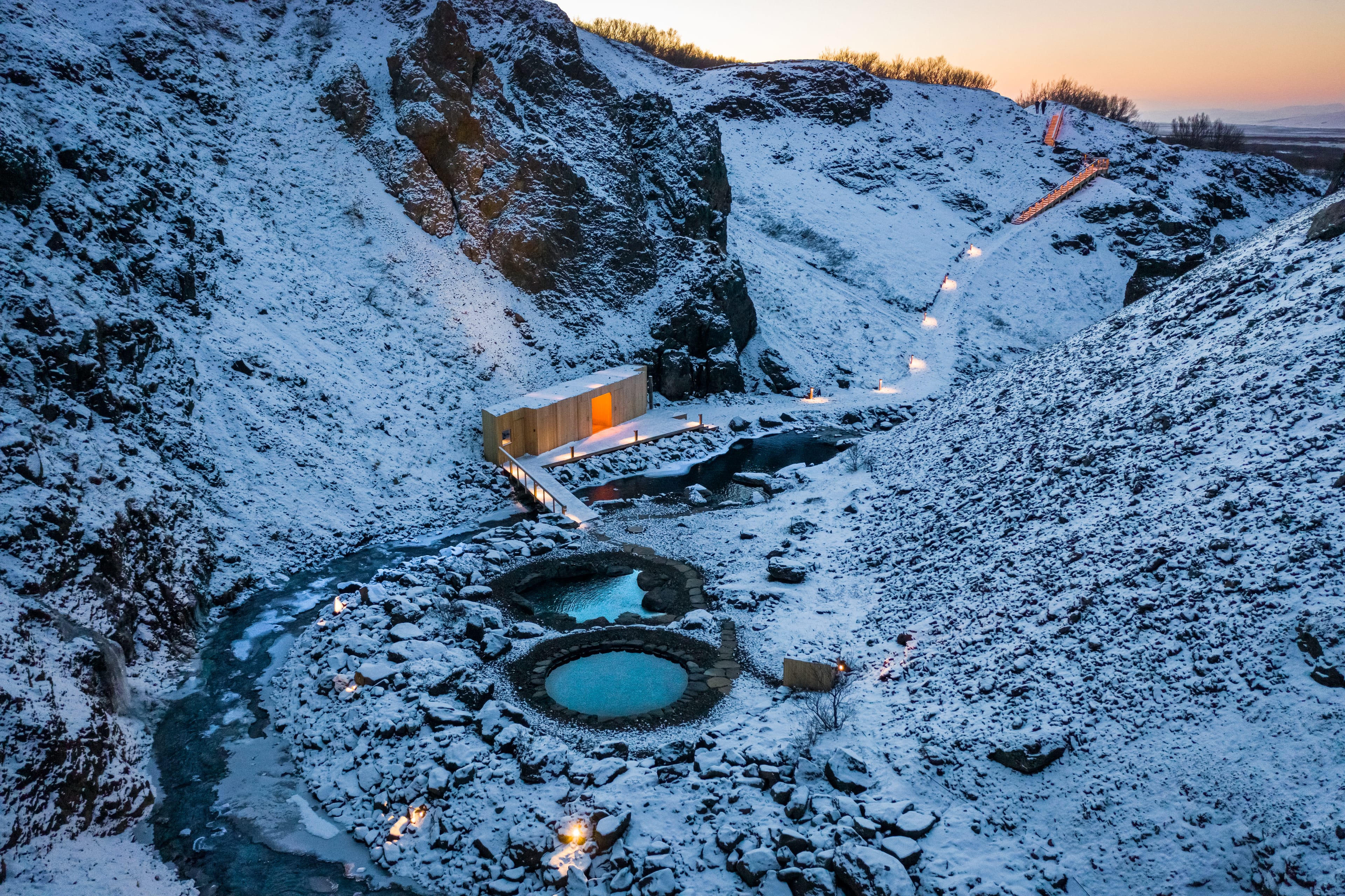 Giljabod-Canyon-baths-husafell