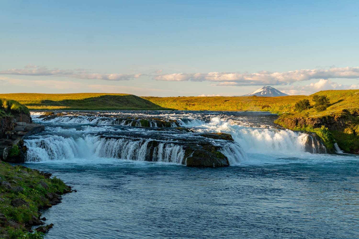 aegissidufoss-waterfall-near-hella