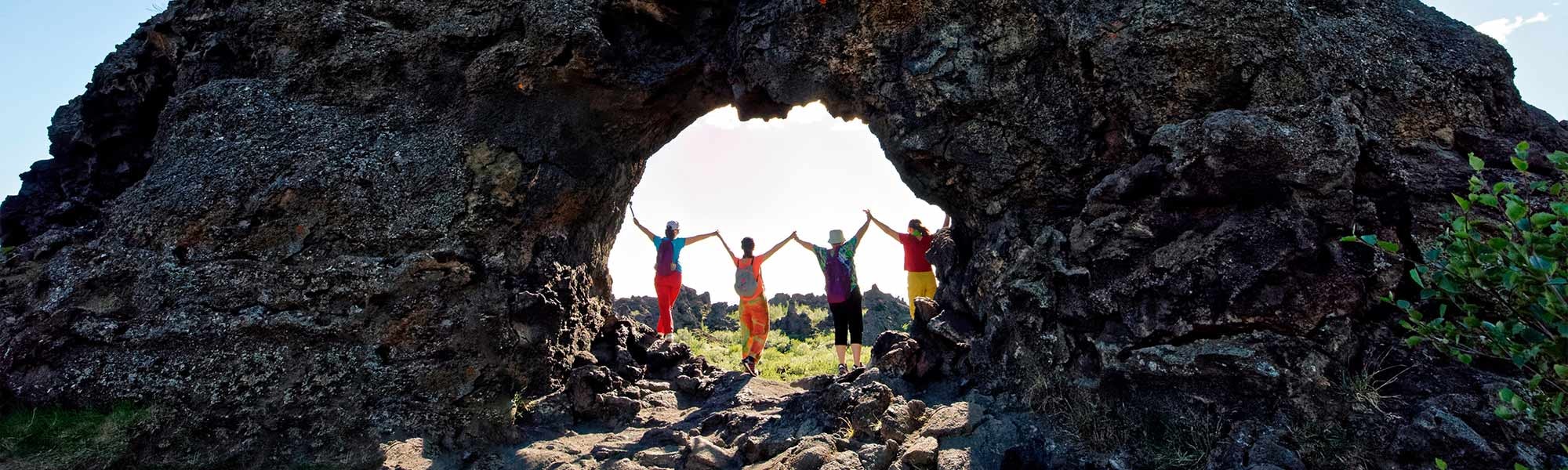 h-dimmuborgir-rocks-iceland