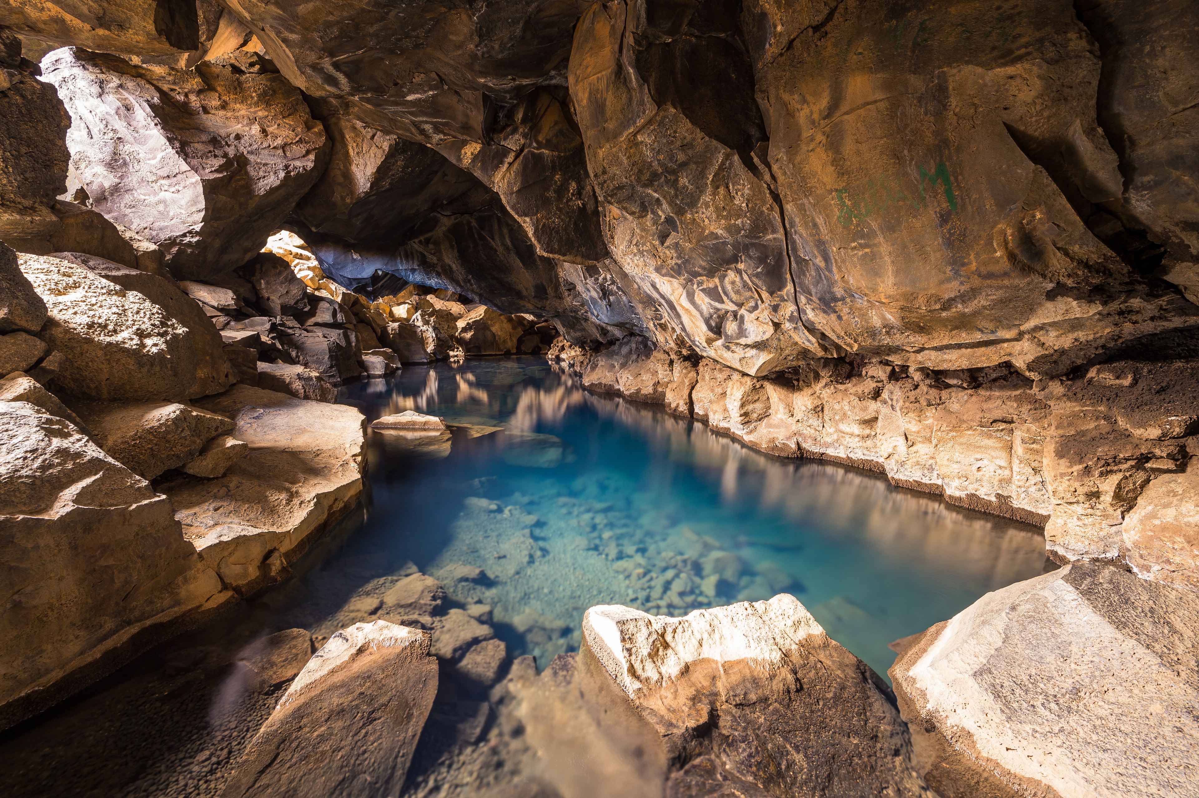 grjotagja-cave-iceland