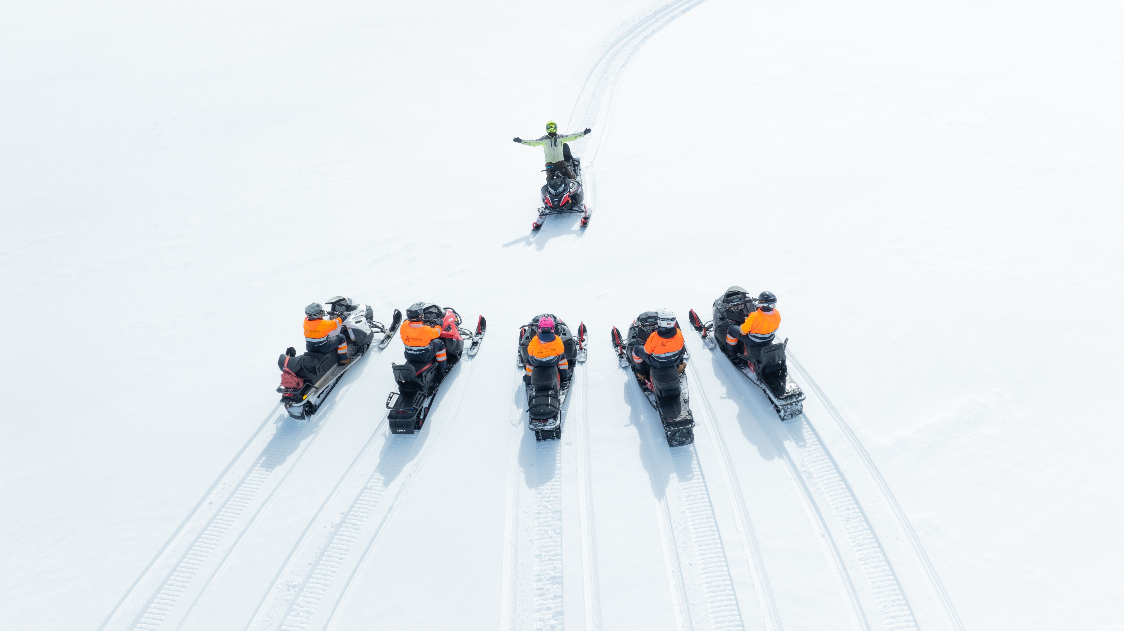 snowmobile-langjokull-drone-9