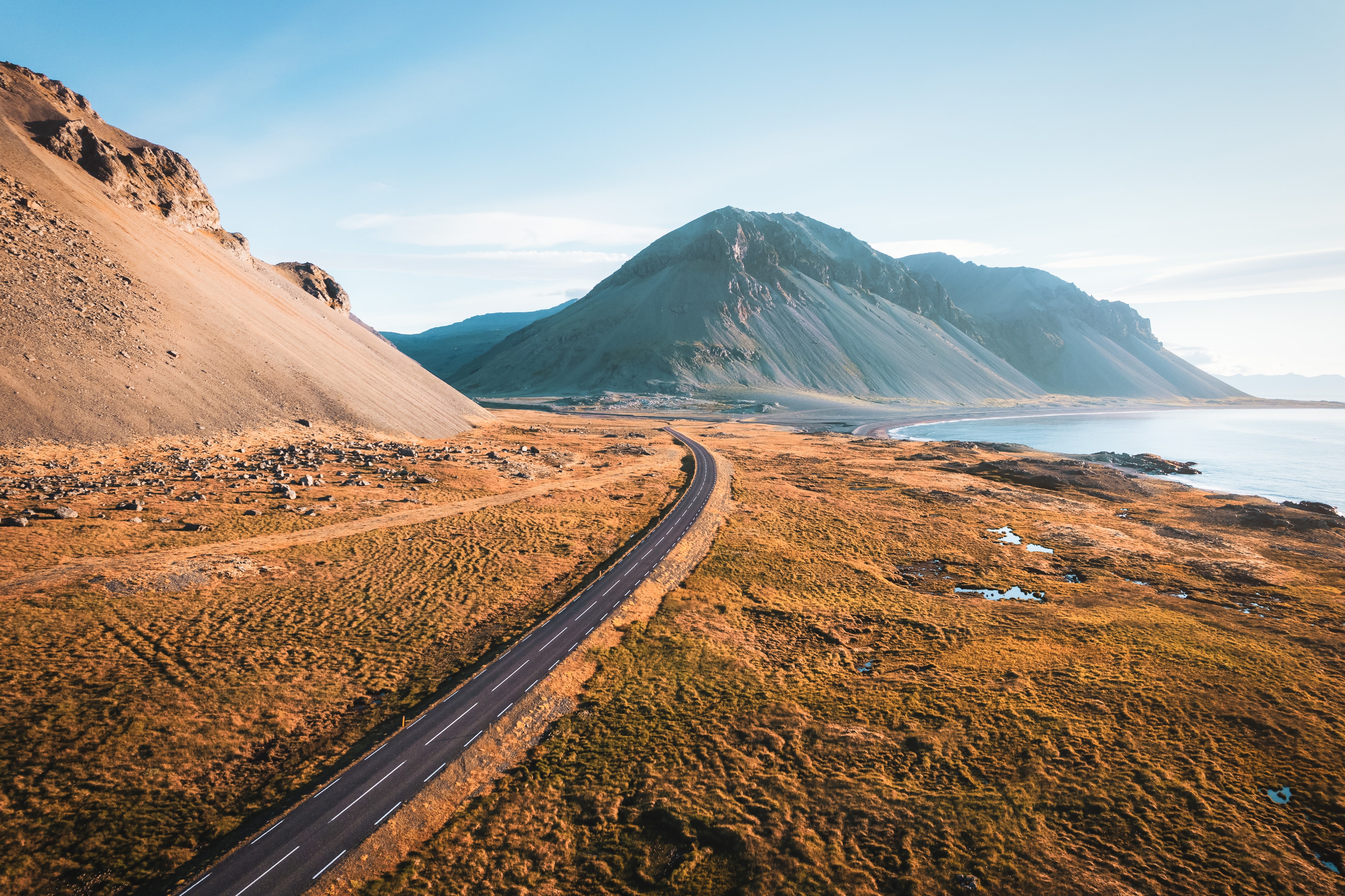 mountain-road-golden-circle-iceland