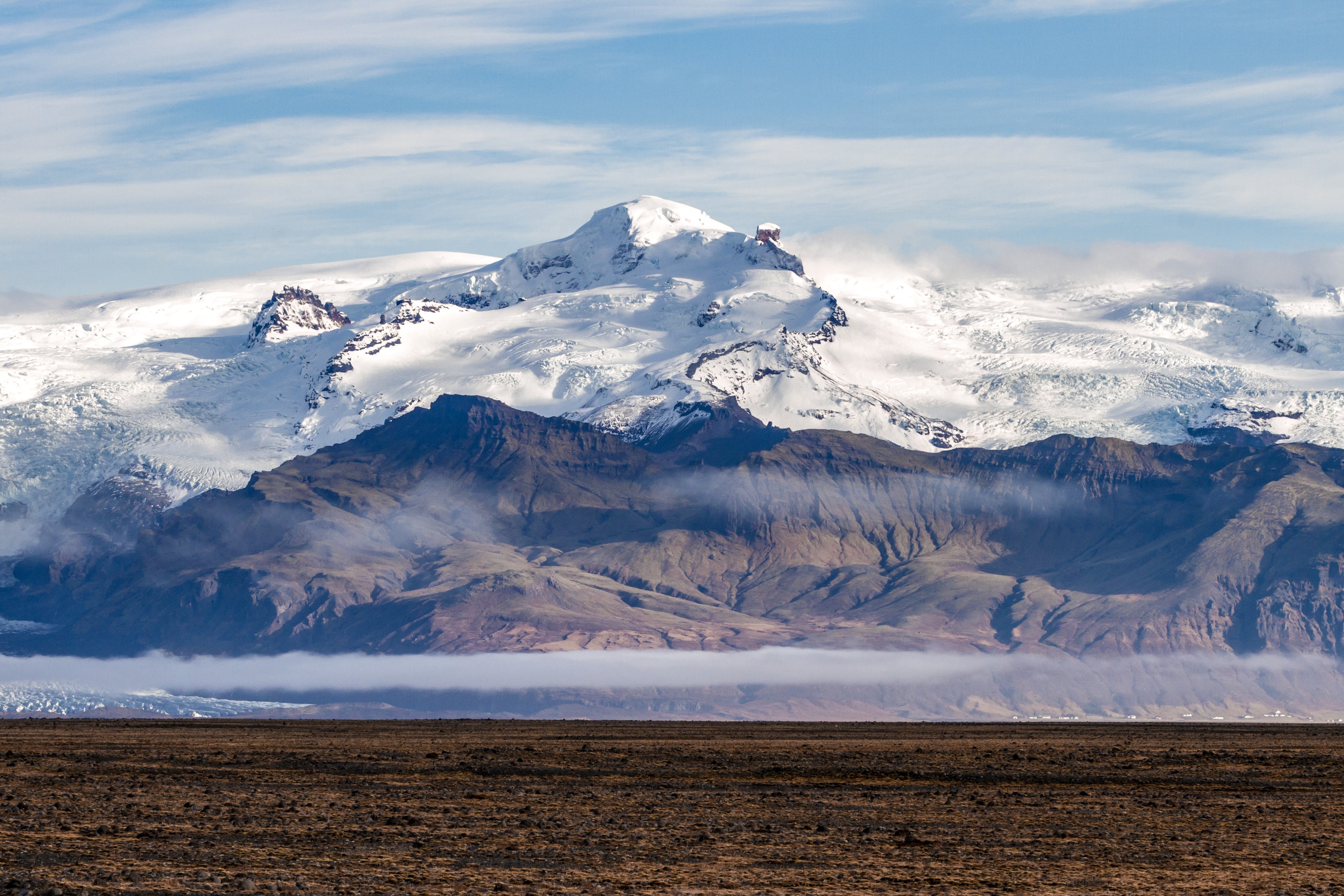 Vatnajokull Glacier, Hvannadalshnukur, South Iceland