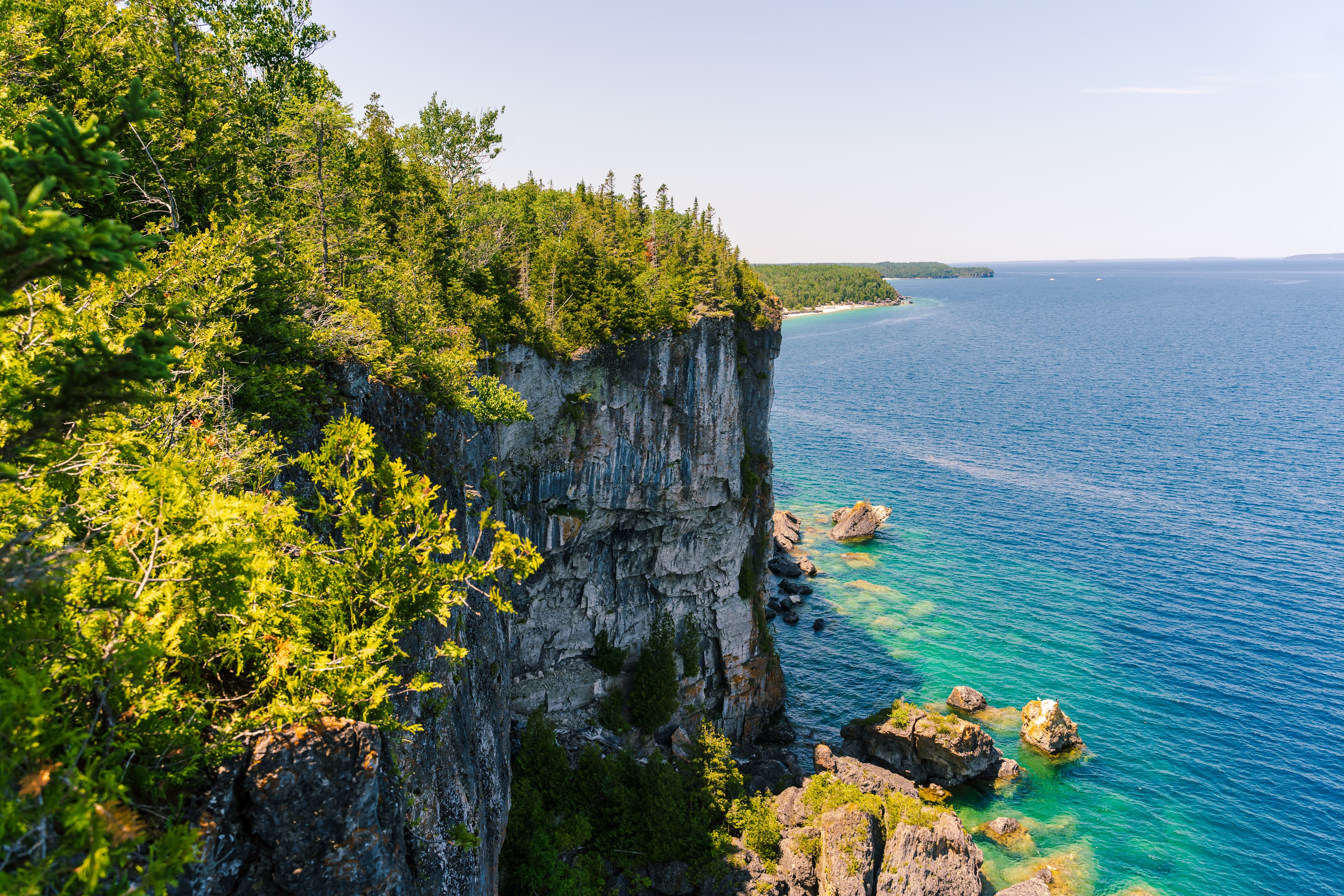 View of a cliff in Bruce Peninsula in Canada