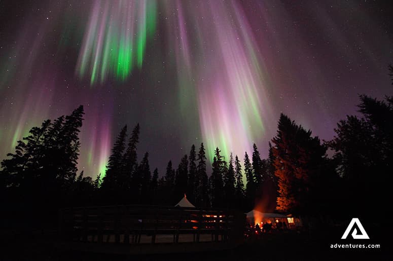 northern-lightd-fort-smith-northwest-territories-of-canada
