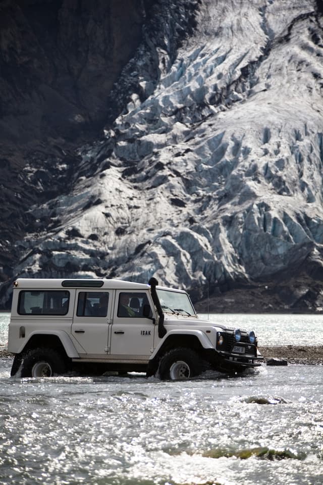 Super Jeeps -U-Drive Þórsmörk 1 ellithor.com