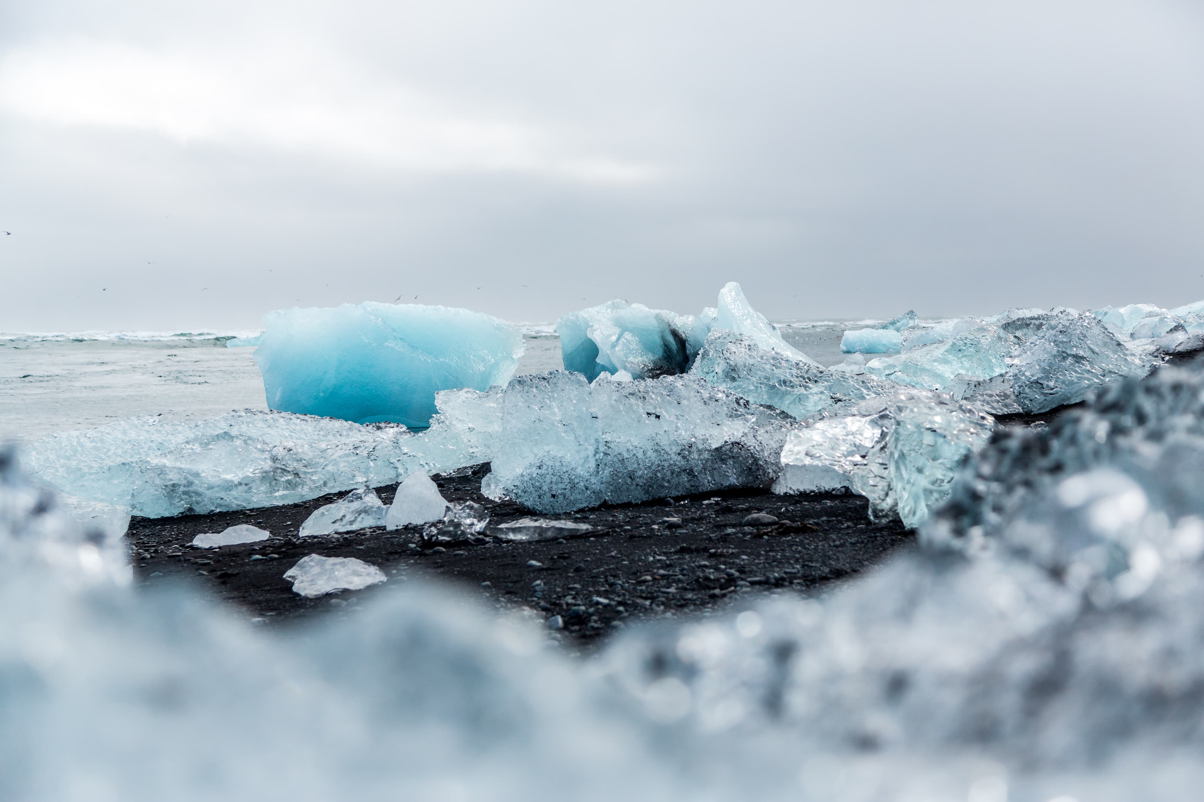 Jokulsarlon-Diamond-Beach-Glacier-Lagoon-Iceland-28