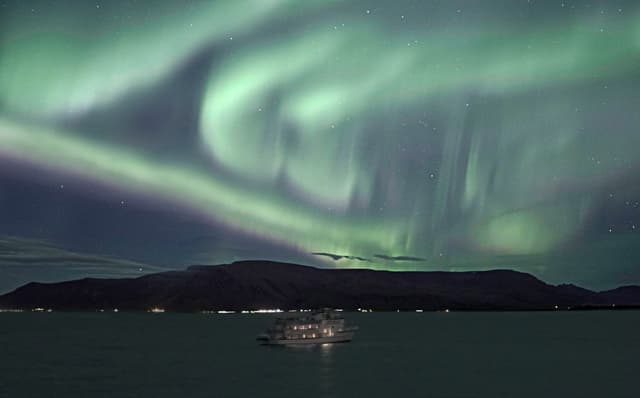 Northern lights by boat Special tours 4