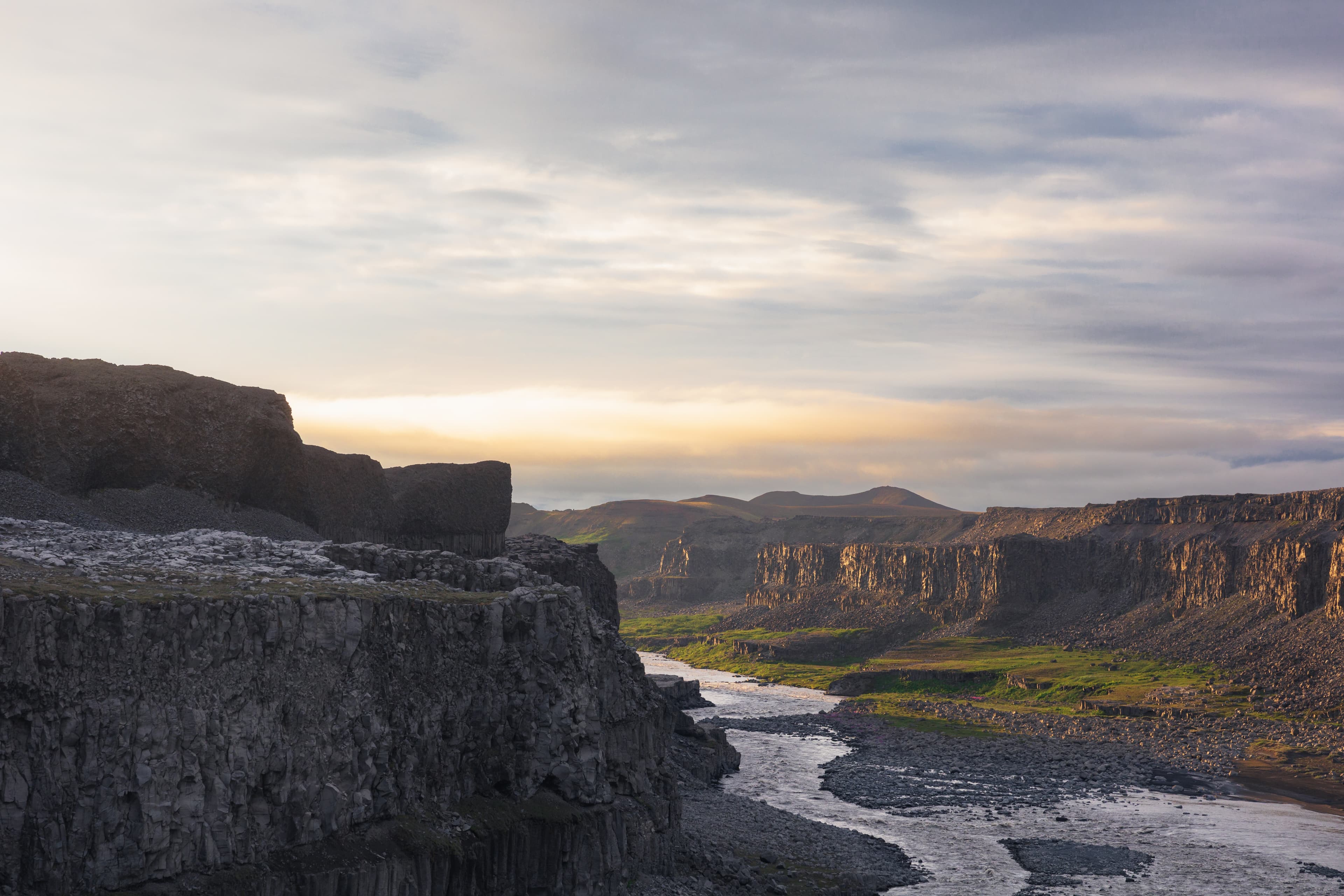 jokulsargljufur-canyon-sunset-iceland