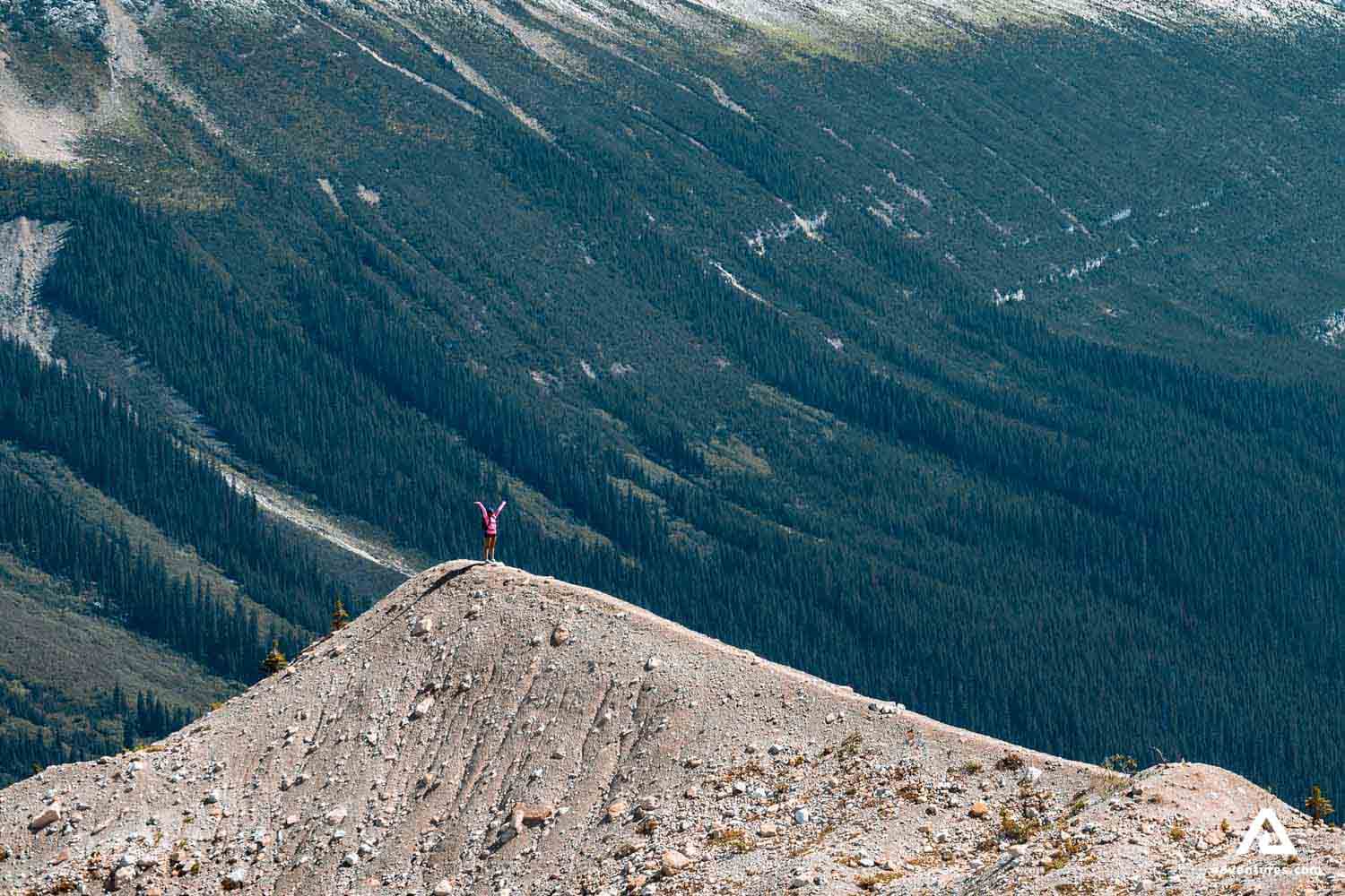 yoho-national-park-canada-girl-standing-mountain-landscape-1-2-2