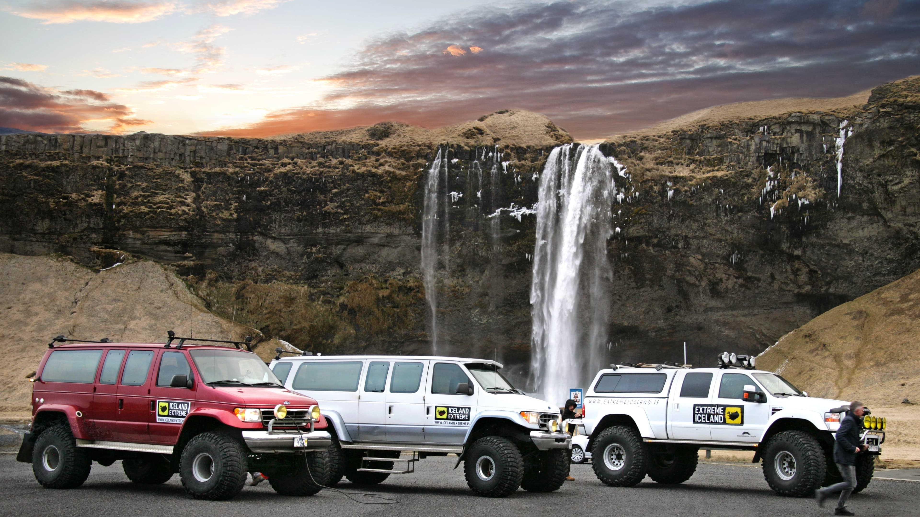 ford-jeeps-large-super-jeep-tour-iceland