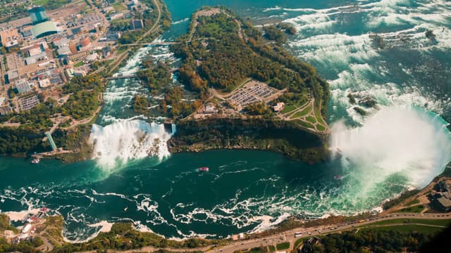 Tour of Niagara Falls in Canada – Helicopter Ride and Lunch at Skylon Tower