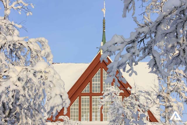 Kiruna-City-Sightseeing-Tour-Kiruna-kyrka-vinte-church