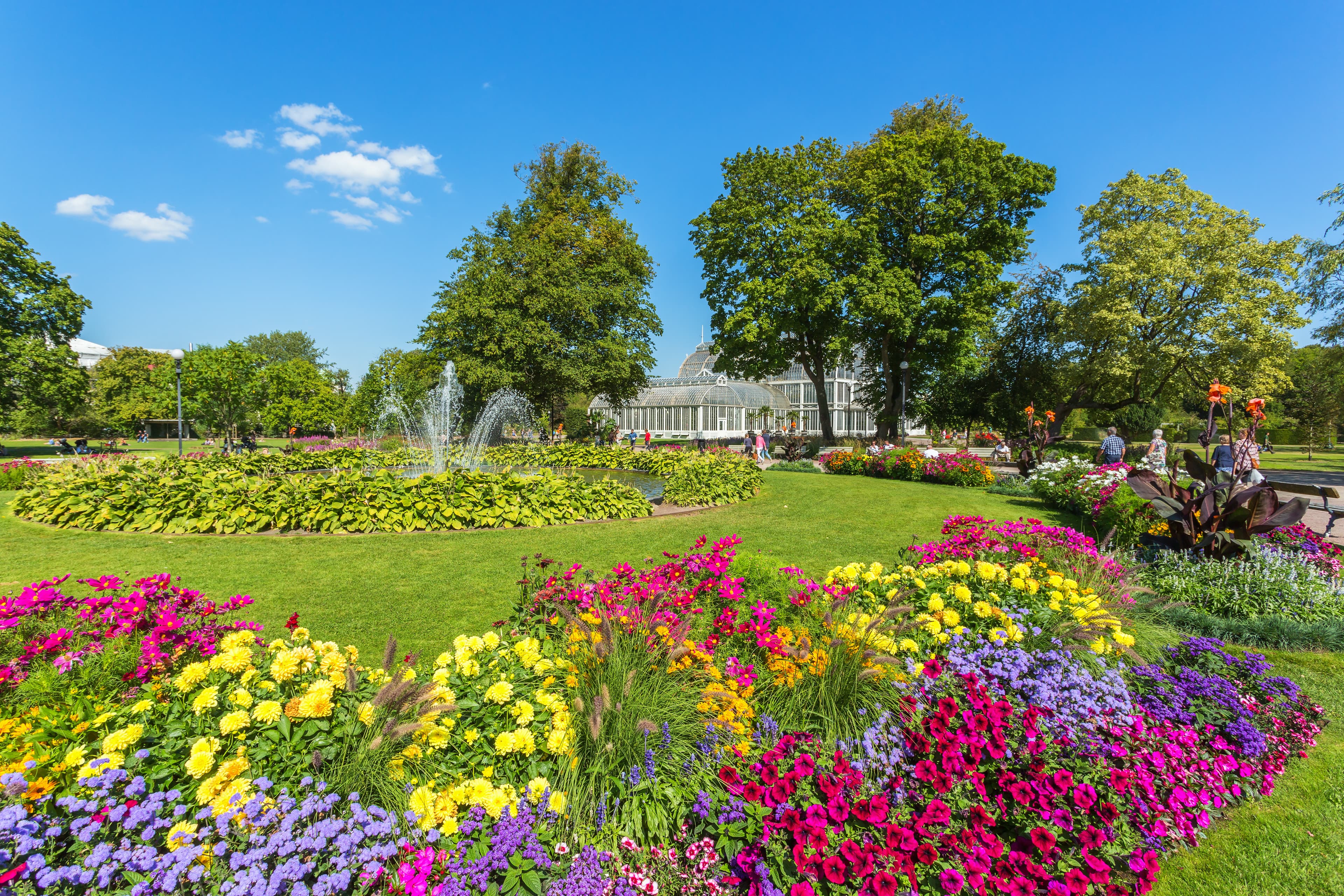 Flowerbeds and a fountain in Garden Society of Gothenburg Flowerbeds and a fountain in Garden Society of Gothenburg