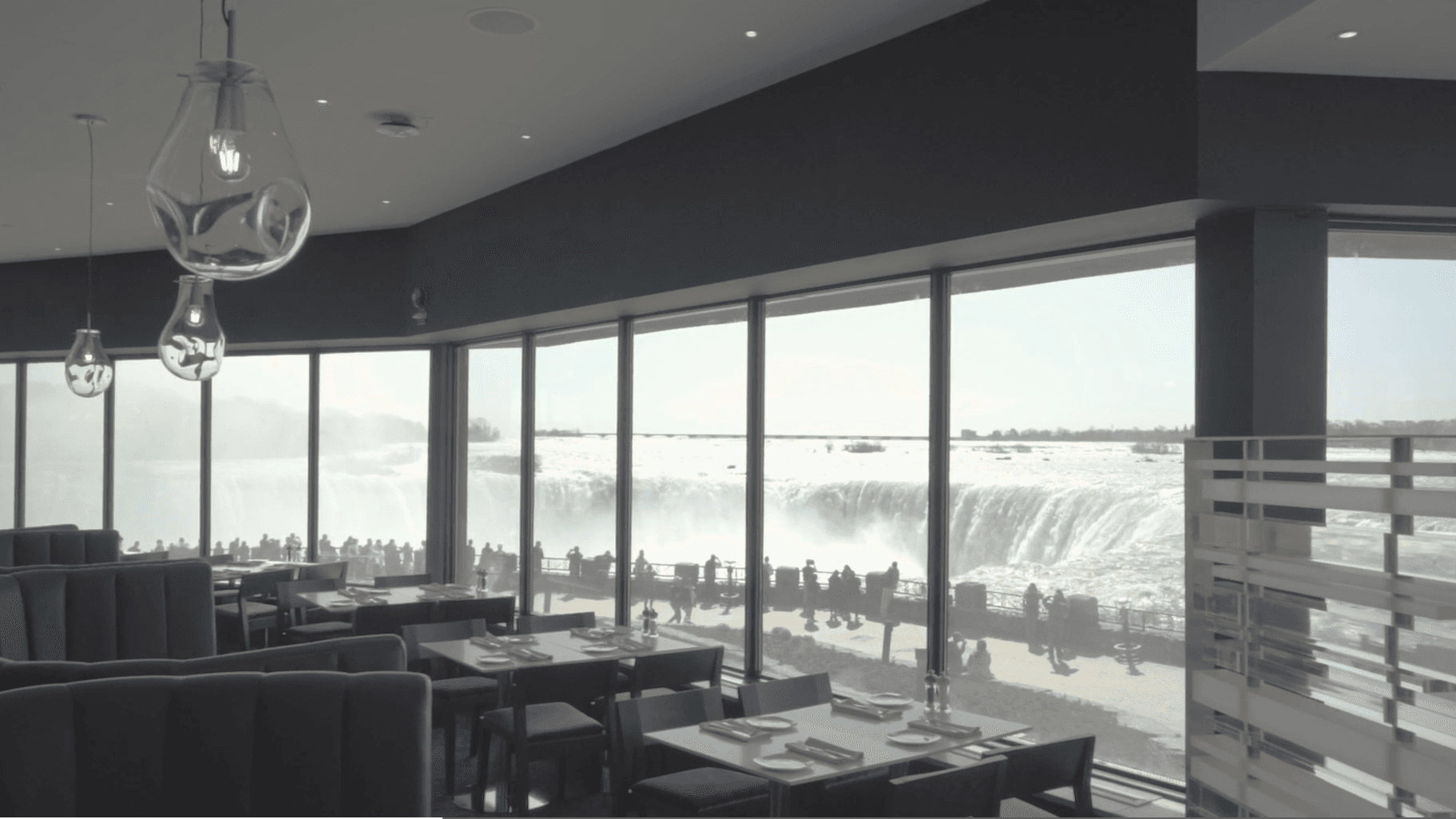 Niagara Falls Day & Night Tour with 3-Course Dinner 3