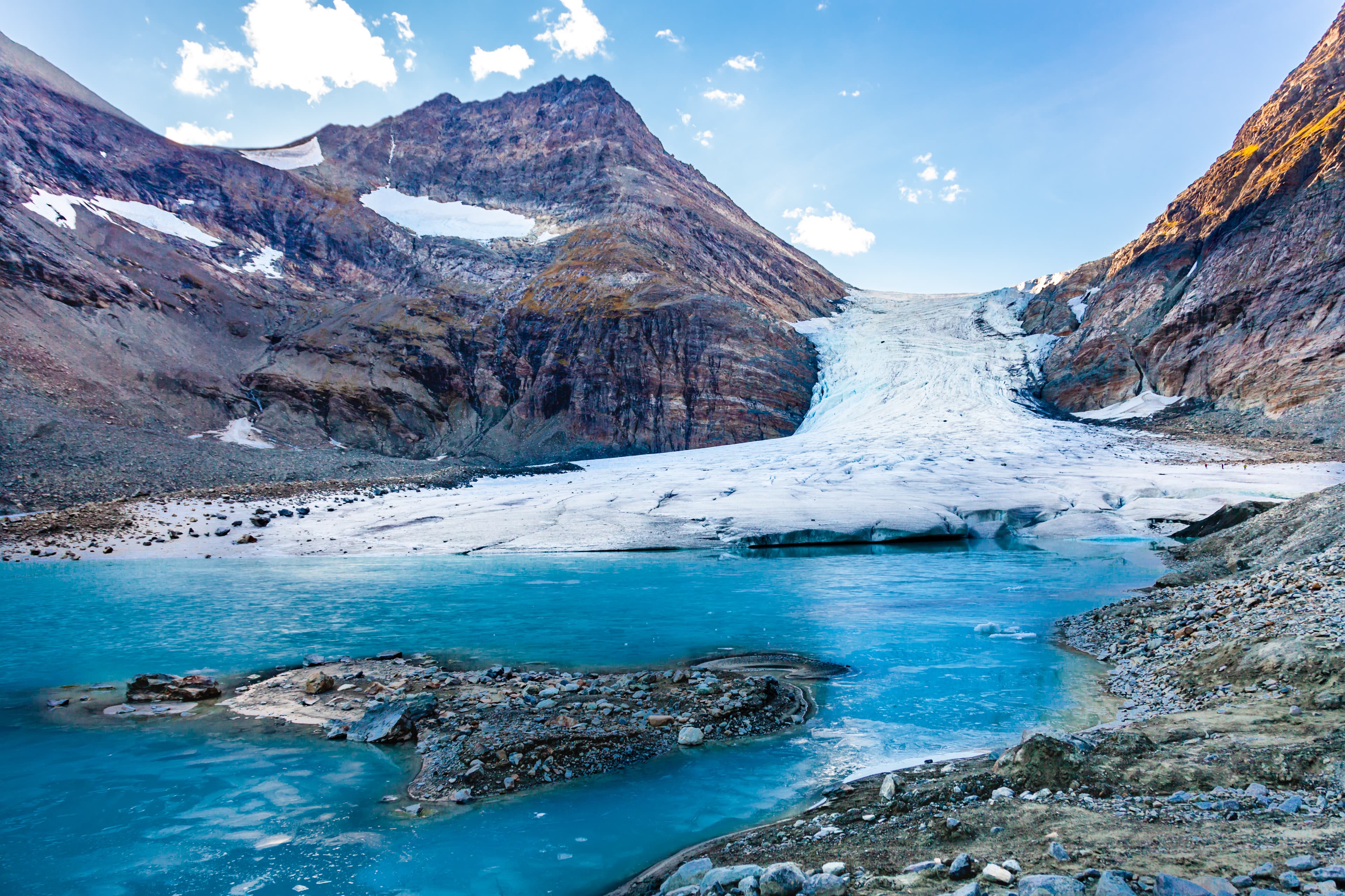 Steindalsbreen Glacier in North Norway, Lyngen Alps near Tromso - attractions for visitor in Scandinavia Steindalsbreen Glacier in North Norway, Lyngen Alps near Tromso - attractions for visitor in Scandinavia