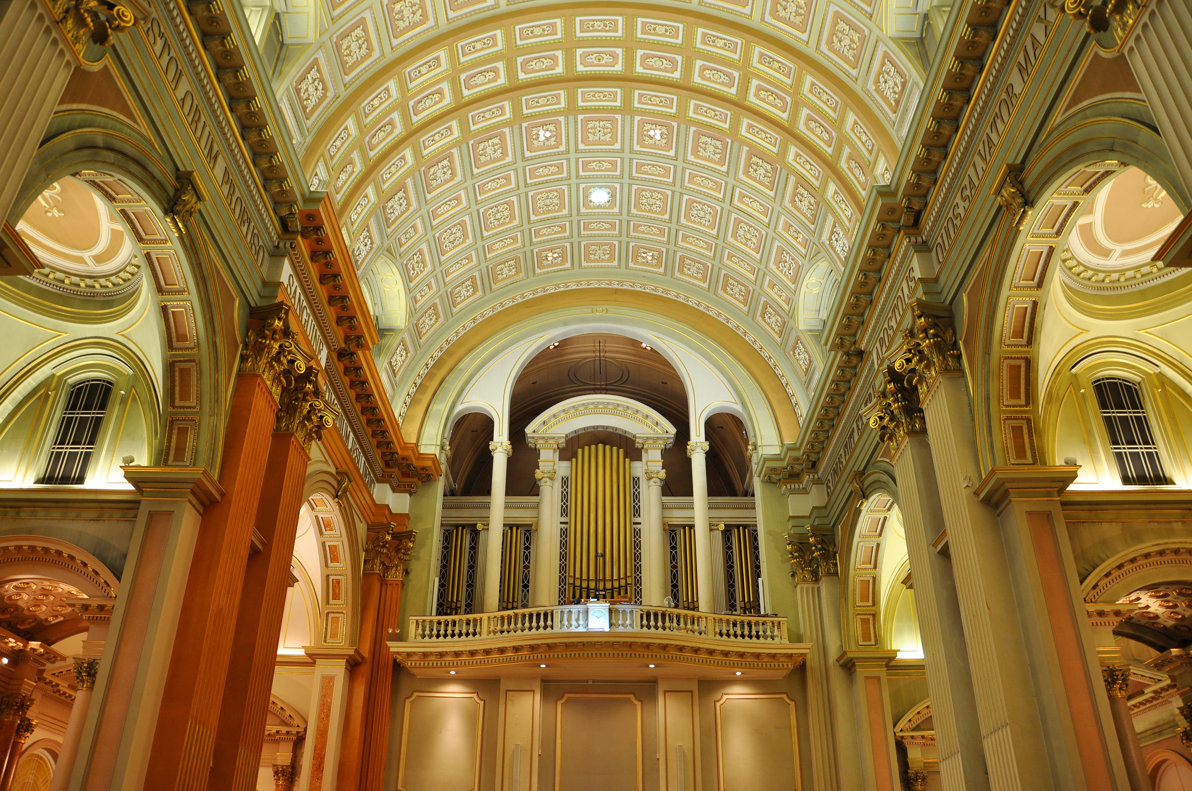 Underground City and Downtown Montreal 03