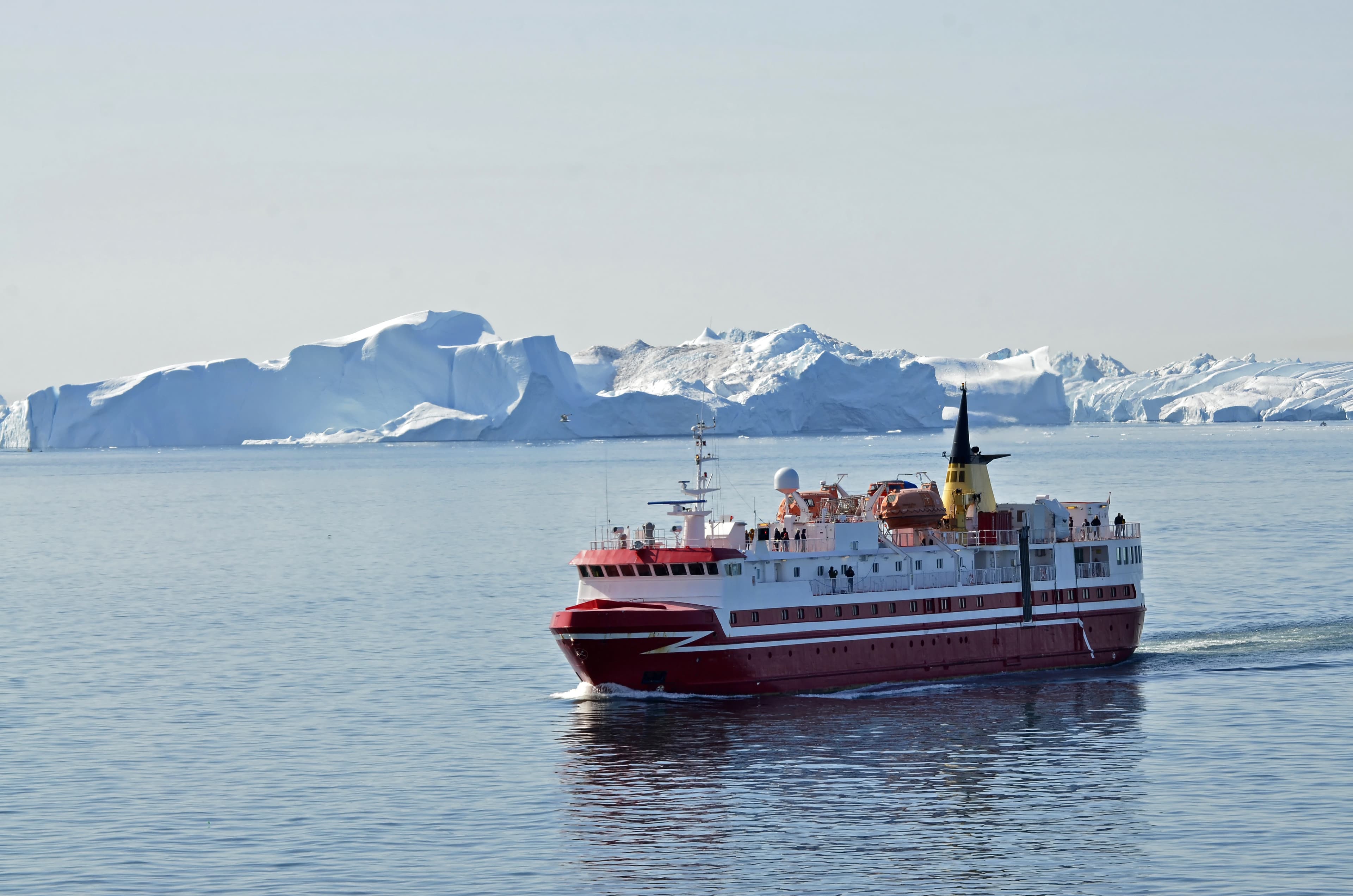 Fähre Sarfaq Ittuk in der Diskobucht, Grönland Fähre Sarfaq Ittuk in der Diskobucht, Grönland