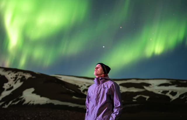 Arctic-Adventures-Northern-Lights-Iceland-10