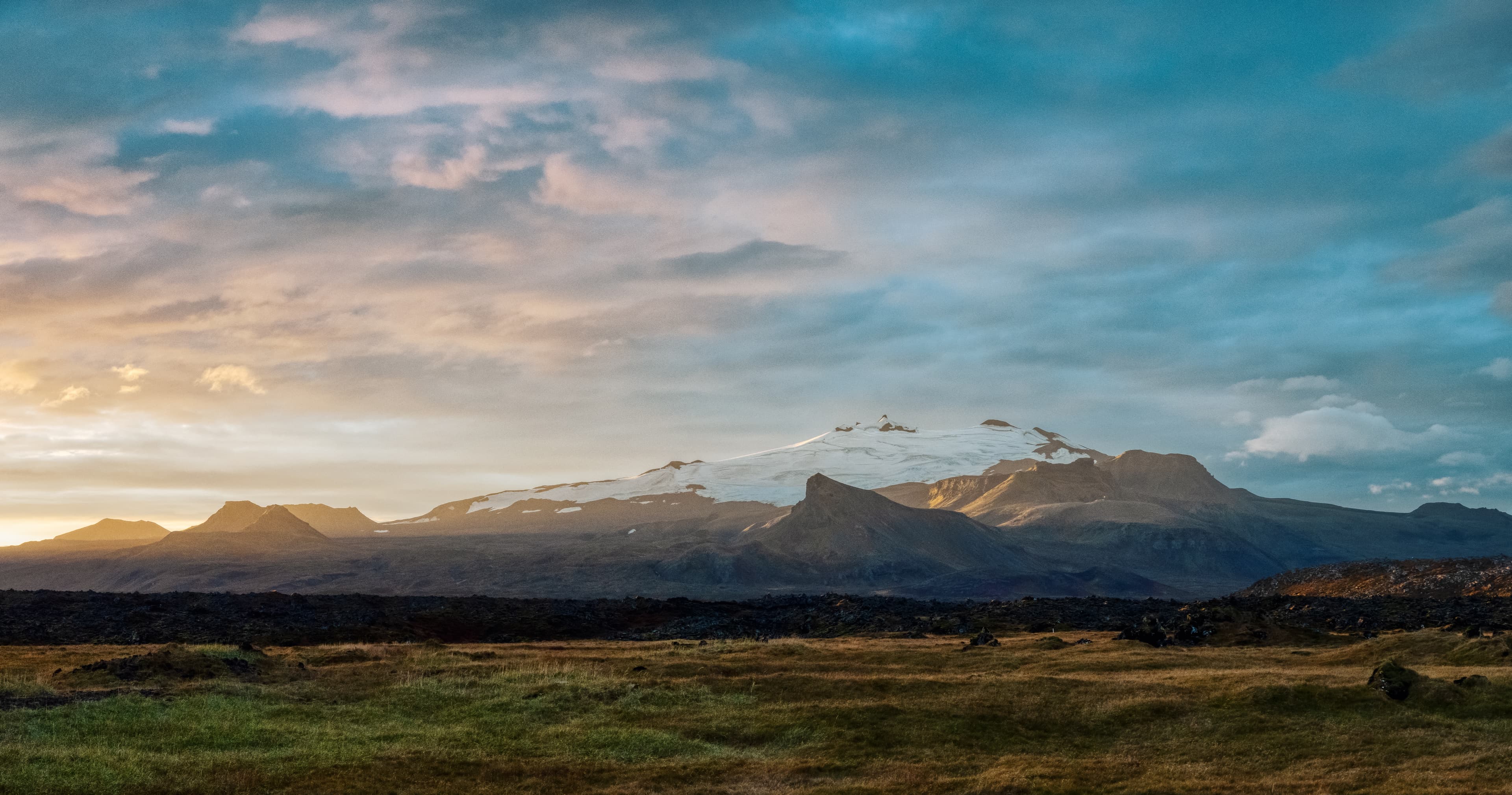OLYMPUS DIGITAL CAMERA  Sunrise over Snæfellsjökull national park