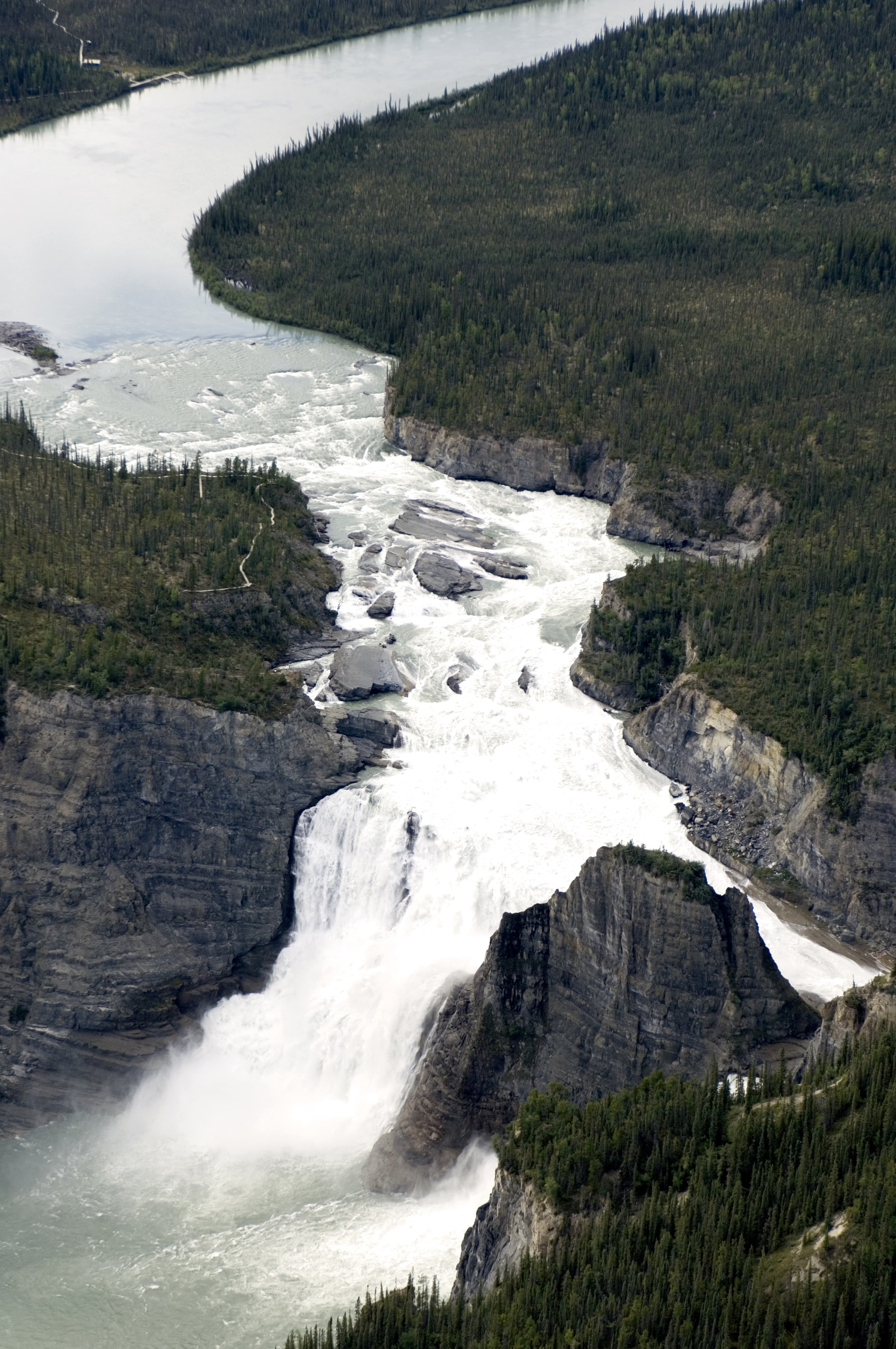 Virginia Falls, Nahanni National Park Reserve, Northwest Territories, Canada Virginia Falls, Nahanni National Park Reserve, Northwest Territories, Canada