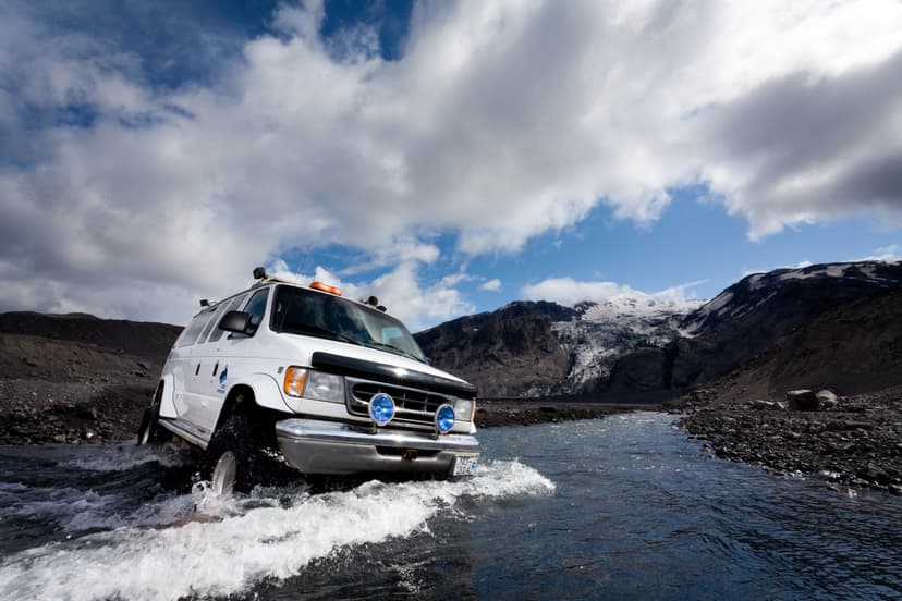 Super Jeeps -Þórsmörk Safari_Action Tour 5 ellithor.com