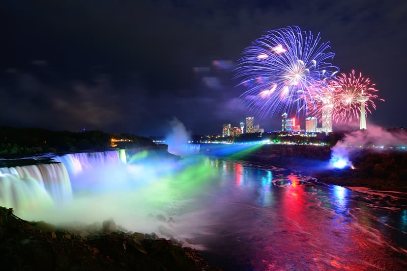Niagara Falls Day & Night Tour with 3-Course Dinner 2