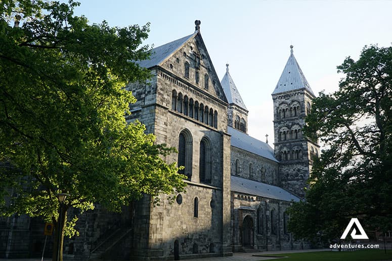 medieval-hothic-cathedral-in-lund-sweden