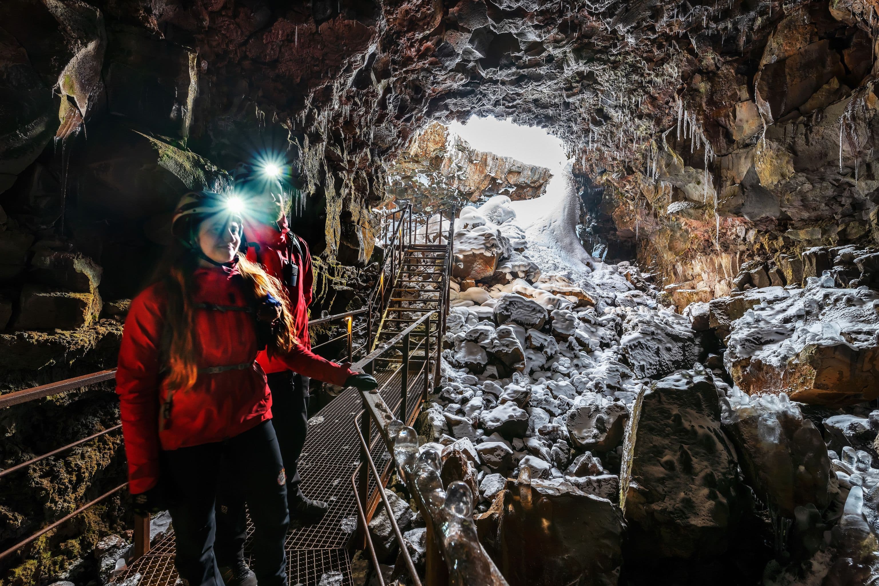 LAVA-TUNNEL-LICENSED-241952025_410711113817018_4248505692604374927_n