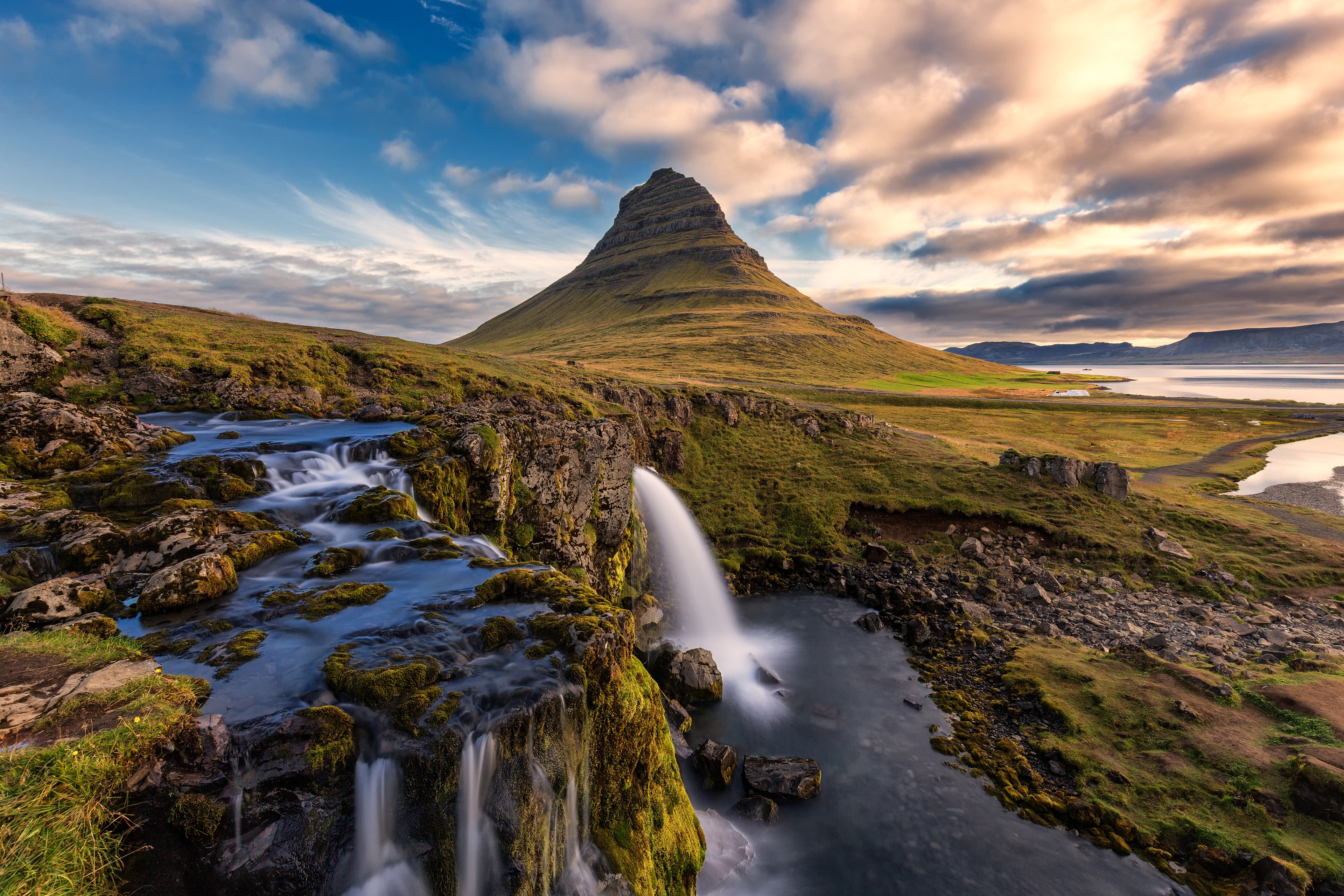 Kirkjufellsfoss Iceland