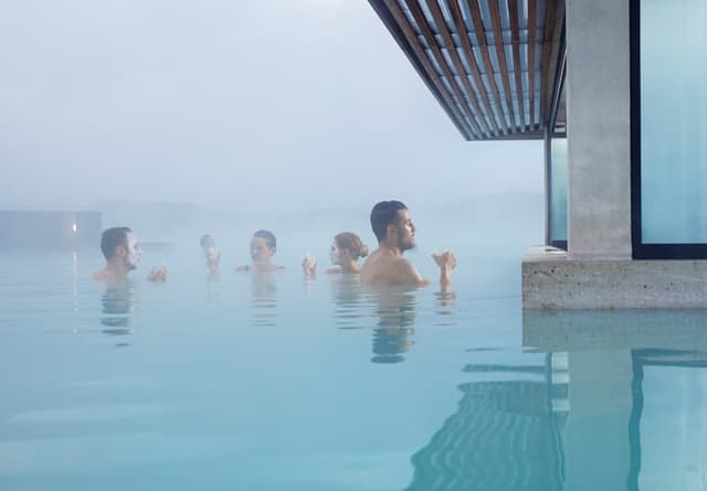 blue-lagoon-geothermal-spa-iceland-grindavik-10